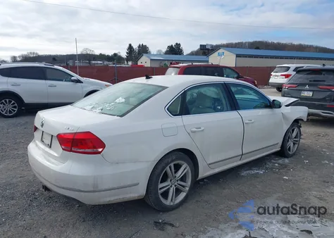 2015 Volkswagen Passat 2.0L Tdi Se from USA, damaged, VIN 1VWBV7A39FC054039